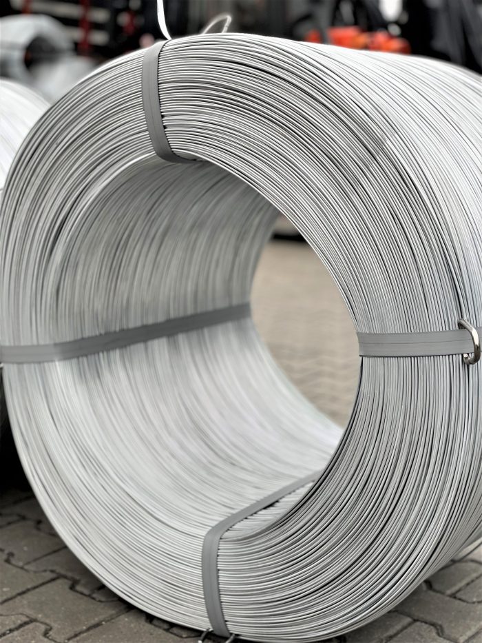 Dostawy wysokiej jakości surowców